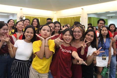 College Freshmen – CBSUA.